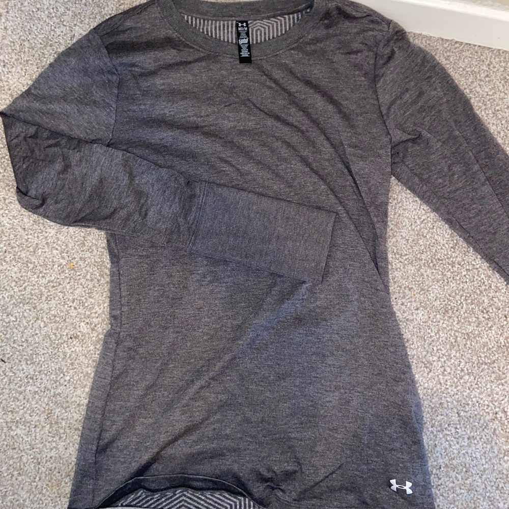 Long Sleeve Underarmor Grey Shirt